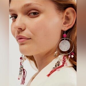 Free People Coco Bongo dangled earrings featuring a thin metal hoop NWT